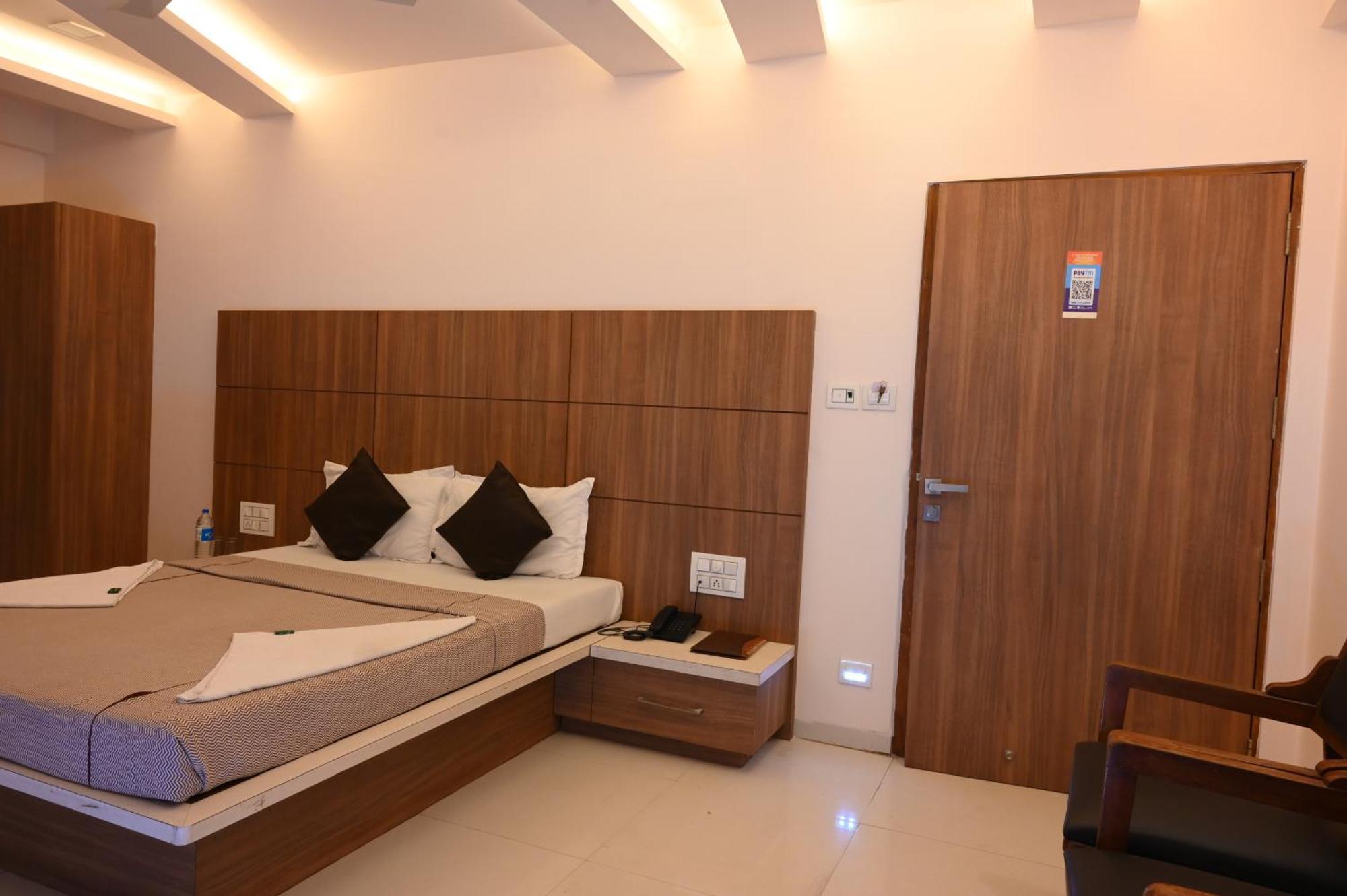 Hotel Ramkrishna Inn Kolhapur Exterior foto