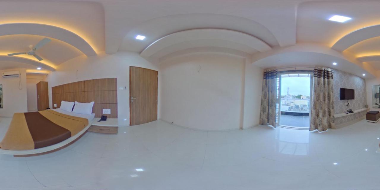 Hotel Ramkrishna Inn Kolhapur Exterior foto